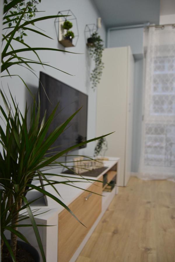 Sunshine - New & Quiet 1Br Apt, Business Area, Close To Airport, Highway A3, Subway Бухарест Экстерьер фото