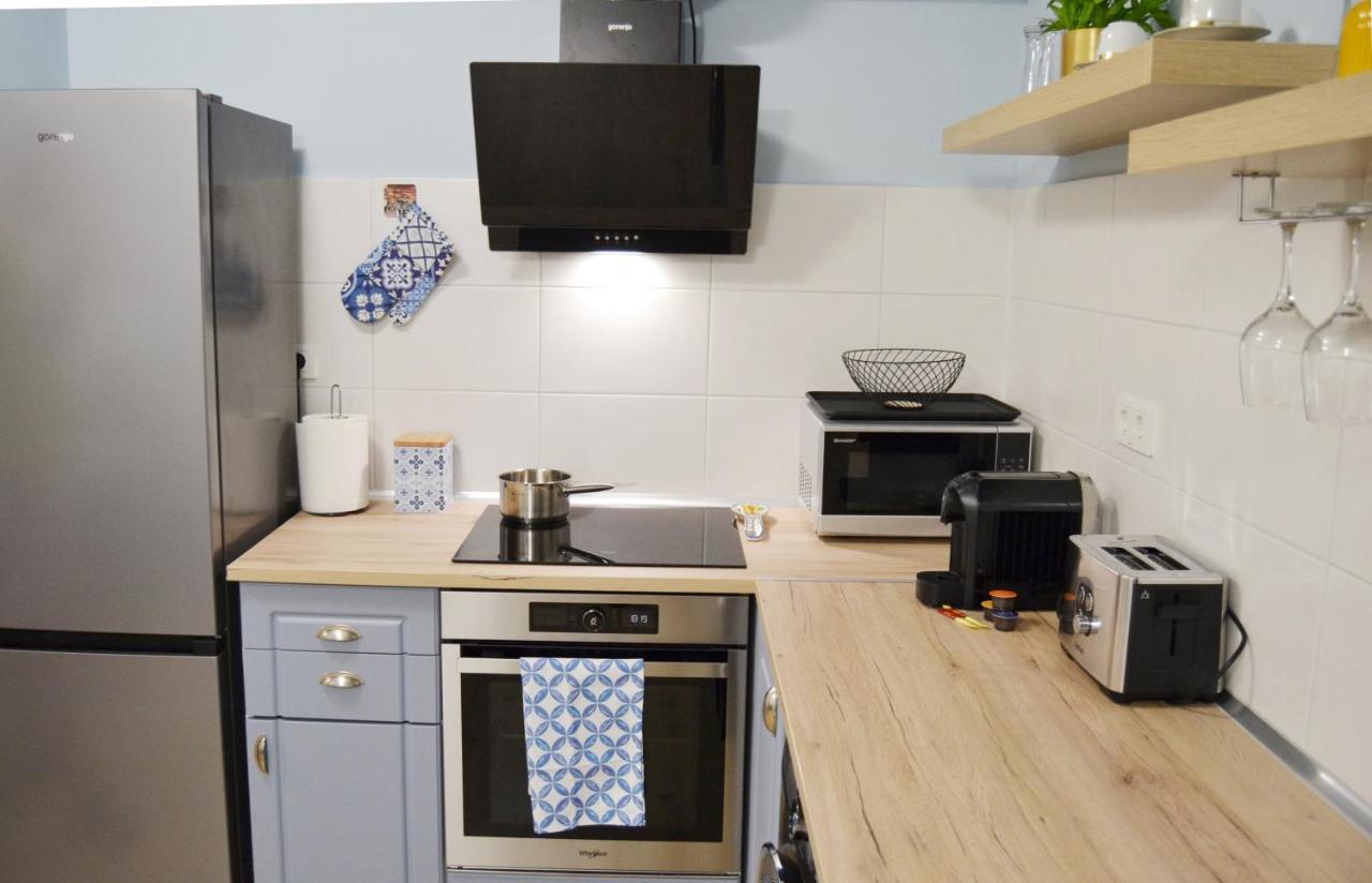 Sunshine - New & Quiet 1Br Apt, Business Area, Close To Airport, Highway A3, Subway Бухарест Экстерьер фото