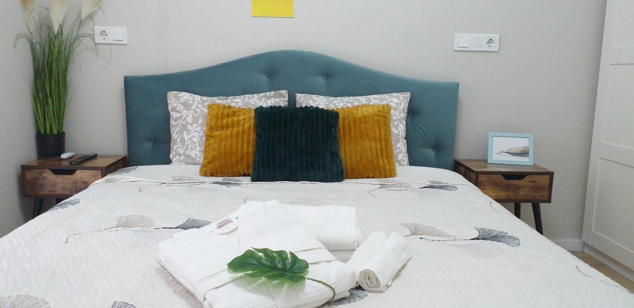 Sunshine - New & Quiet 1Br Apt, Business Area, Close To Airport, Highway A3, Subway Бухарест Экстерьер фото