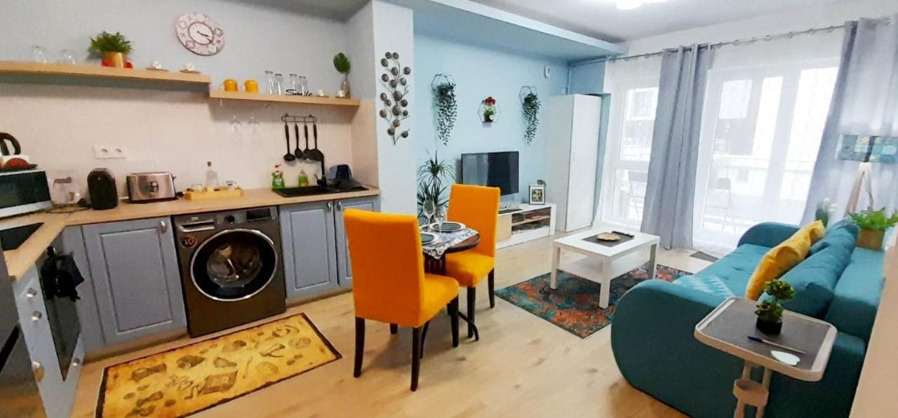 Sunshine - New & Quiet 1Br Apt, Business Area, Close To Airport, Highway A3, Subway Бухарест Экстерьер фото