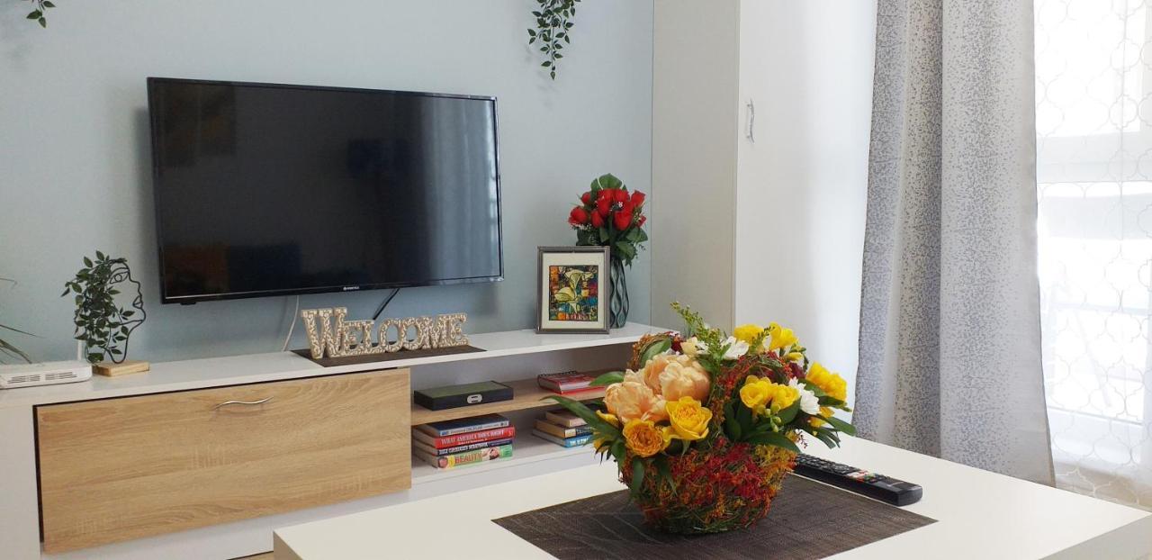 Sunshine - New & Quiet 1Br Apt, Business Area, Close To Airport, Highway A3, Subway Бухарест Экстерьер фото